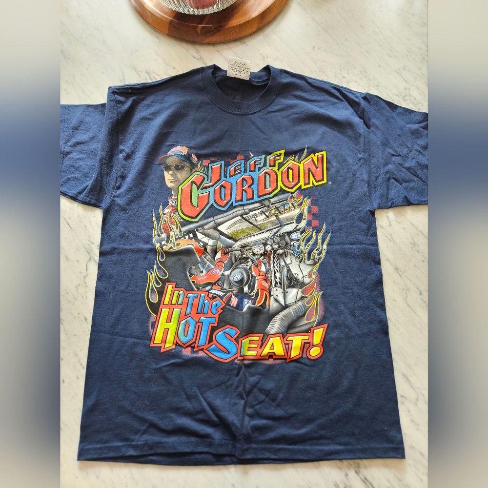 NASCAR Jeff Gordon Shirt In The Hot Seat Can’t Tame The Flame 2-side‎ Sz Medium